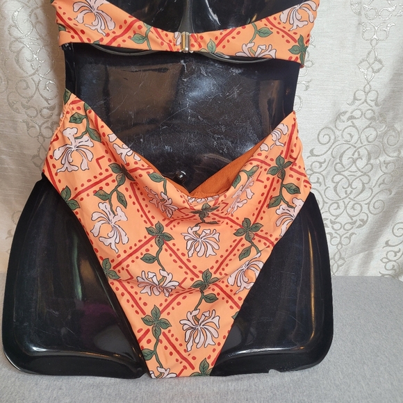 Ladies One Piece Swimsuit High Cut with cover up Sz. M - Picture 3 of 6